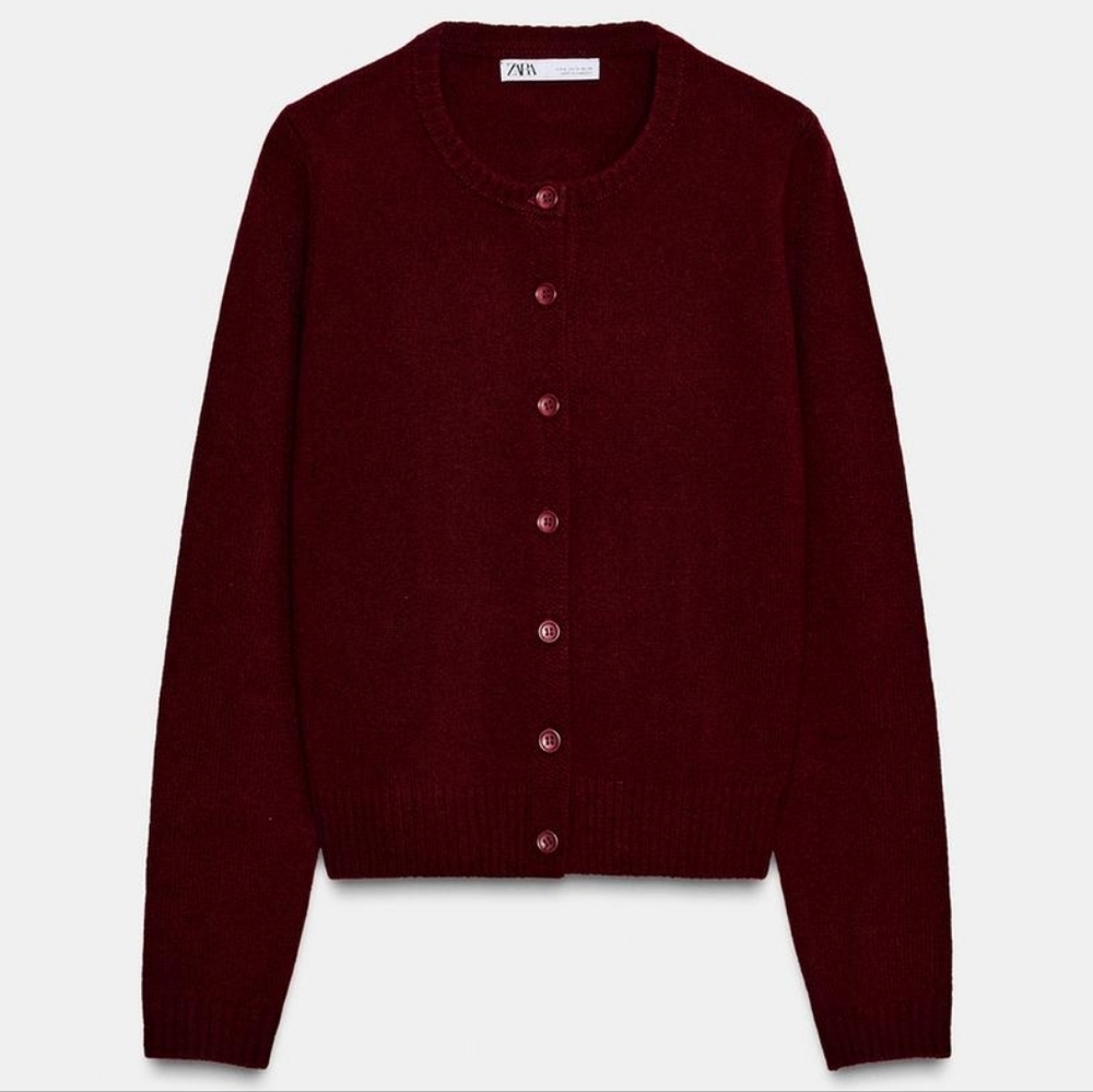 Zara 100% wool round neck, long-sleeve jacket. Front button closure